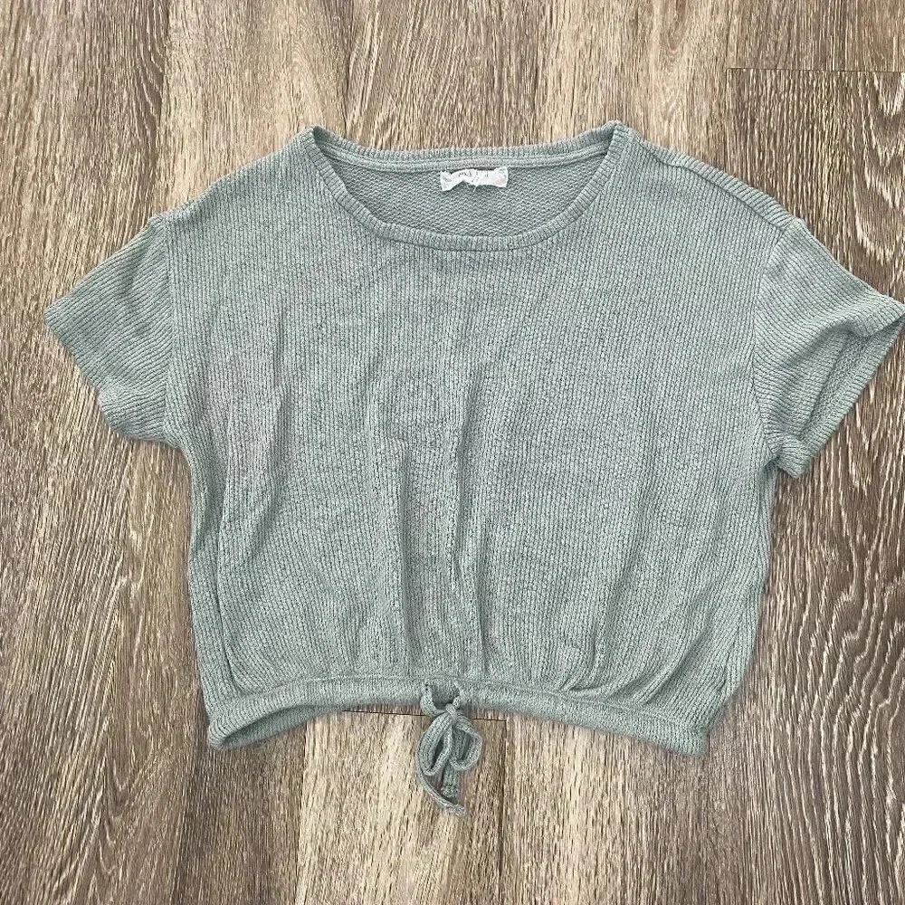 Womens Pink Rose Green Short Sleeve Cinched Bottom Tee - M